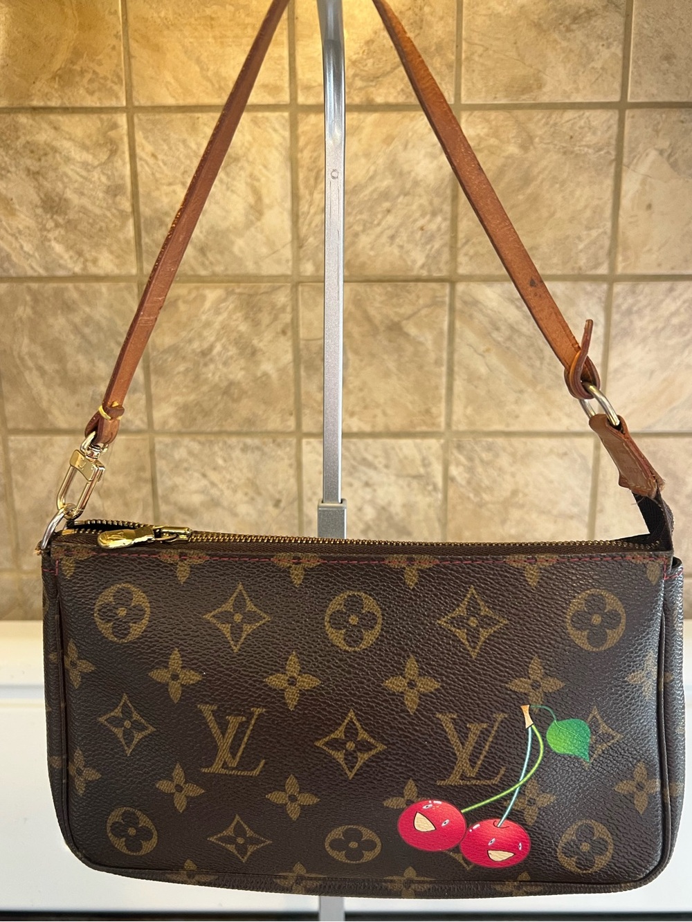 Louis Vuitton LV x Takashi Murakami Monogram Cherry Pochette Accessoire 🔥🔥 - Picture 3 of 15